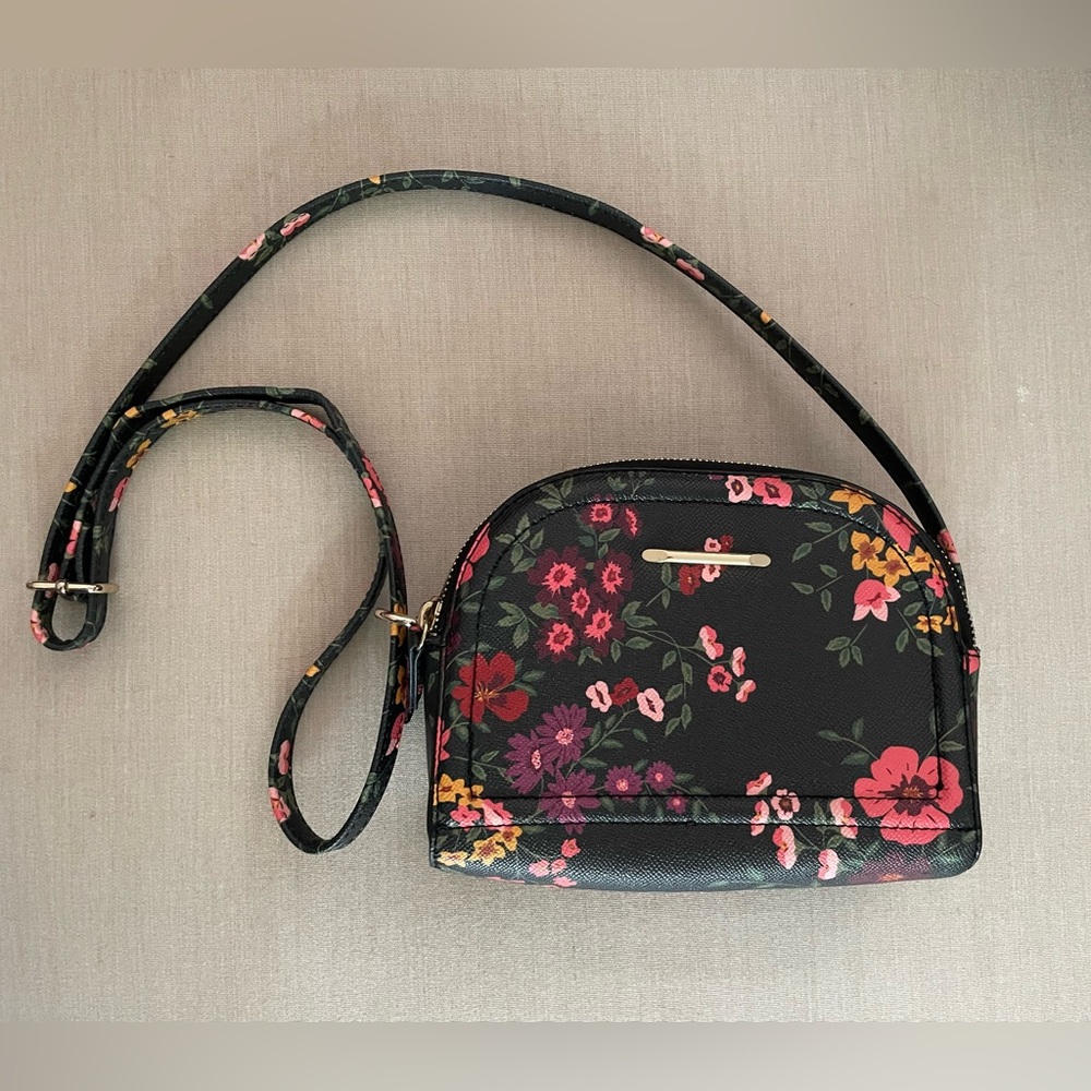 Apt 9 Dark Floral Small Crossbody Purse